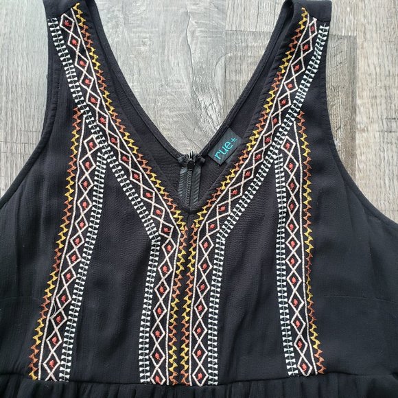 Rue21 Tribal Black Dress - Picture 3 of 4